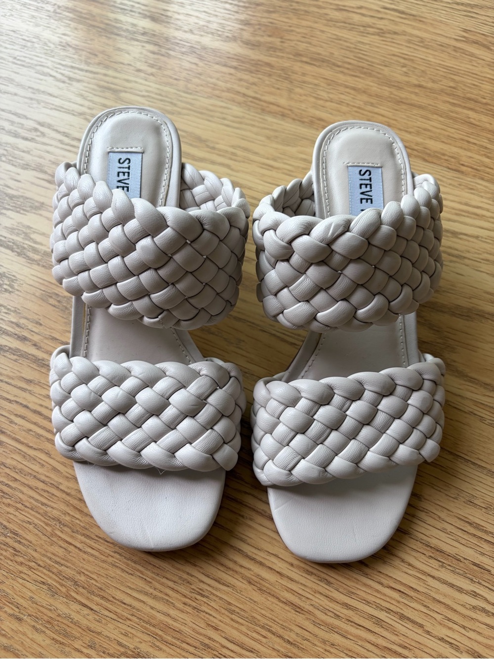 Steve Madden Braided Double-Strap Slide Sandals in Off White - Women’s size 4